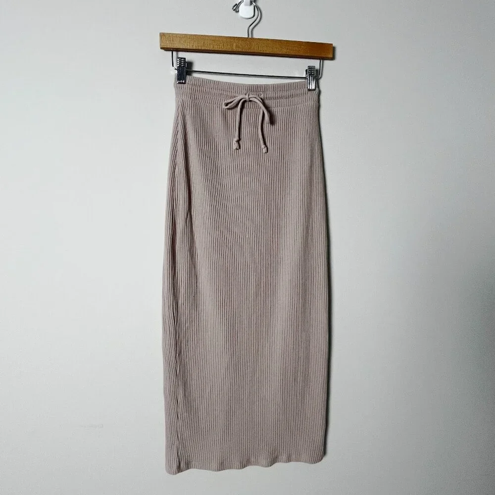 2/$30 Zara Ribbed Fitted Maxi Skirt M